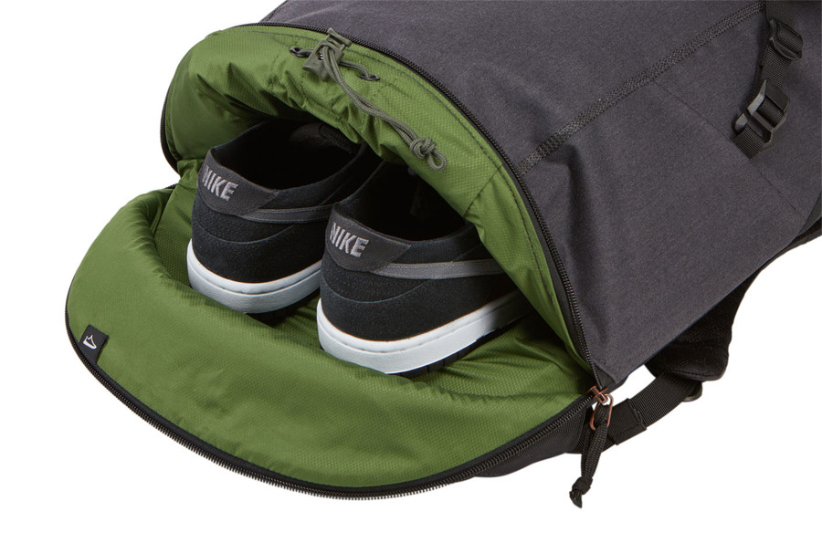 Thule Vea Hátizsák 25L zöld (TVIR116)