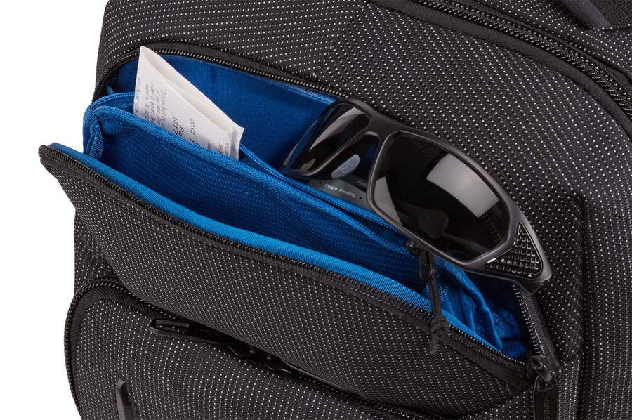 Új - Thule Crossover2 Hátizsák 30L fekete (C2BP116)