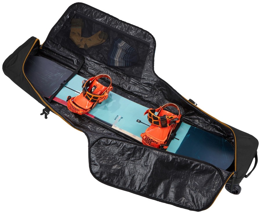 Thule RoundTrip Görgős SnowBoardzsák 165cm fekete (3204366) Thule RoundTrip Görgős SnowBoardzsák 165cm fekete (3204366)