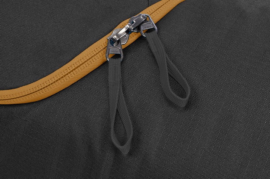 Thule RoundTrip Görgős SnowBoardzsák 165cm fekete (3204366)