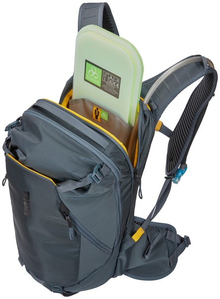 ÚJ - Thule Rail hidratációs sport hátizsák 18L szürke (3204482)