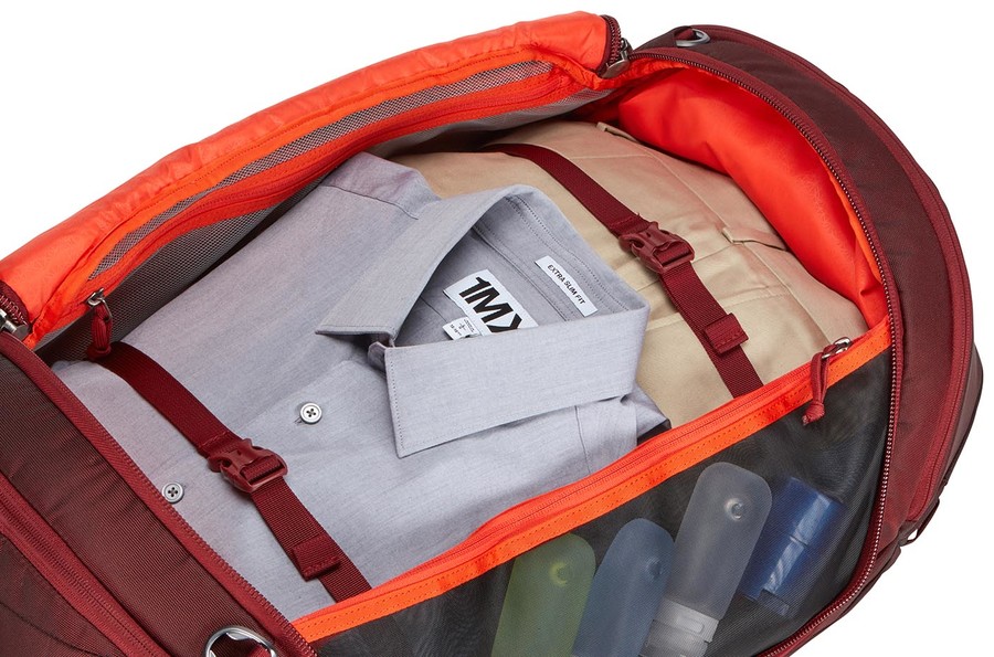 THULE Subterra utazótáska 60L vörös (TSWD360)