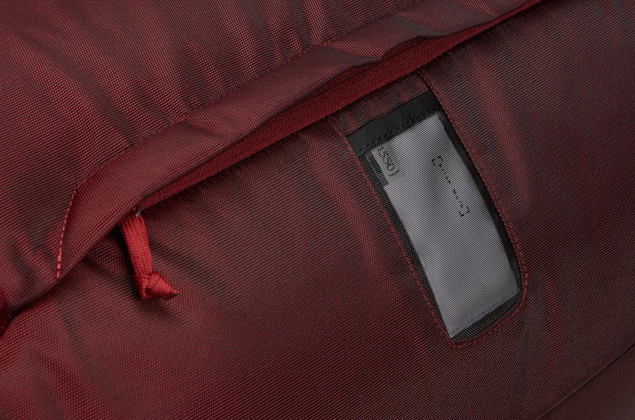 THULE Subterra utazótáska 60L vörös (TSWD360)
